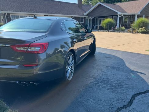 Used 2016 Maserati Quattroporte S Q4 AWD/4WD image 13