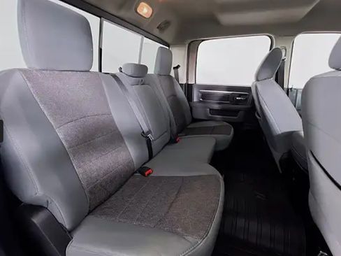 Used 2013 RAM 1500 Big Horn image 19