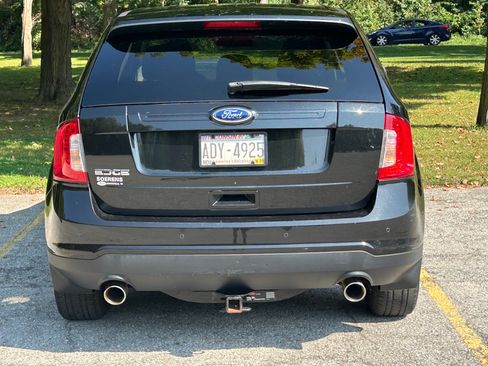 Used 2013 Ford Edge SE image 6