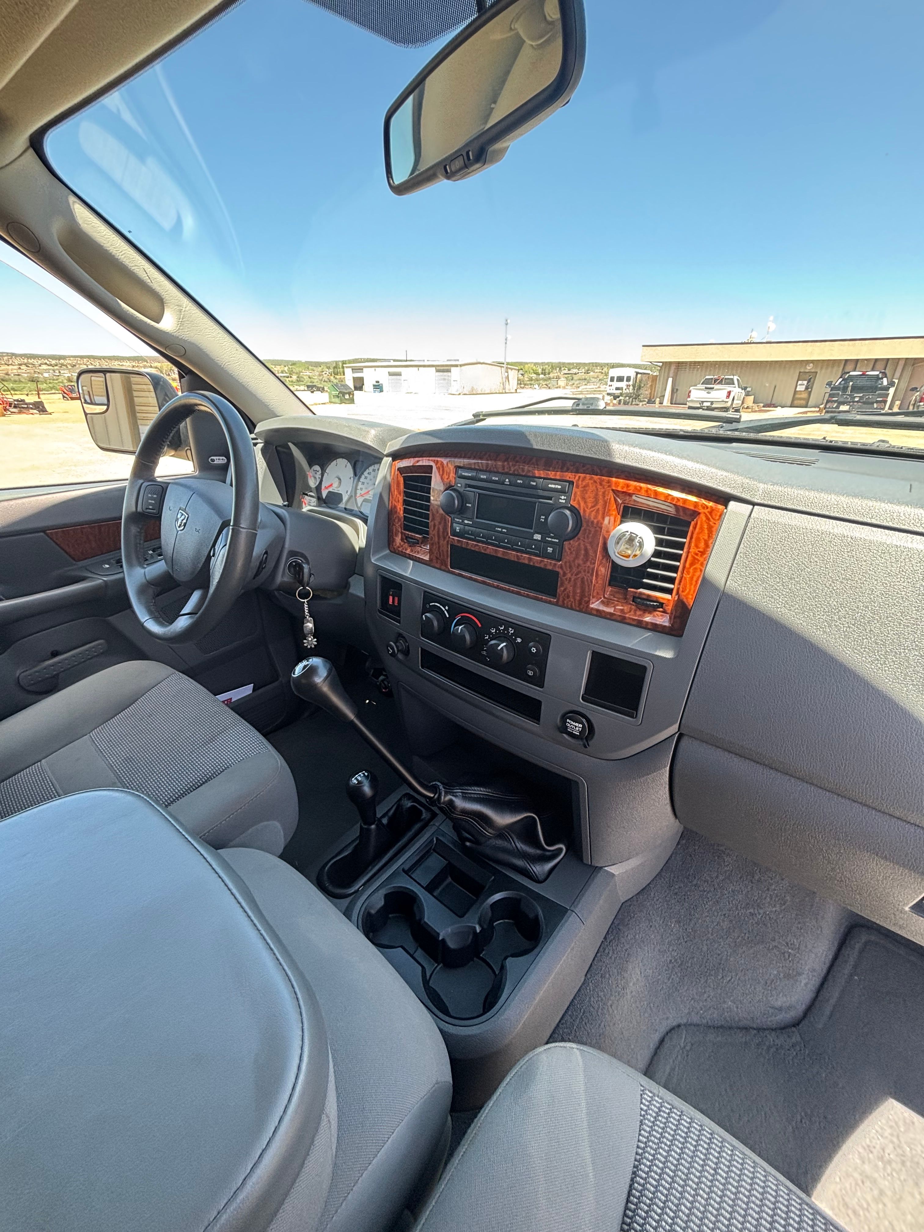 Used 2006 Dodge Ram 3500 Truck SLT w/ Quad Cab Big Horn Value Group AWD/4WD image 17
