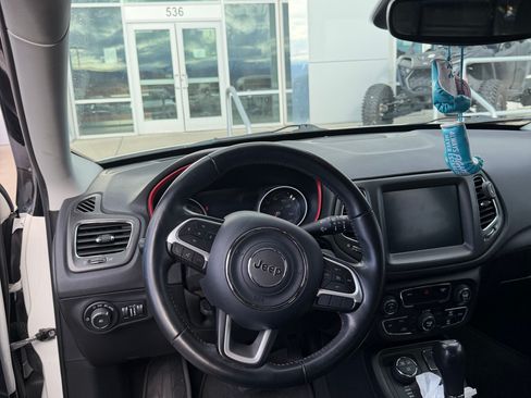 Used 2018 Jeep Compass Trailhawk image 21