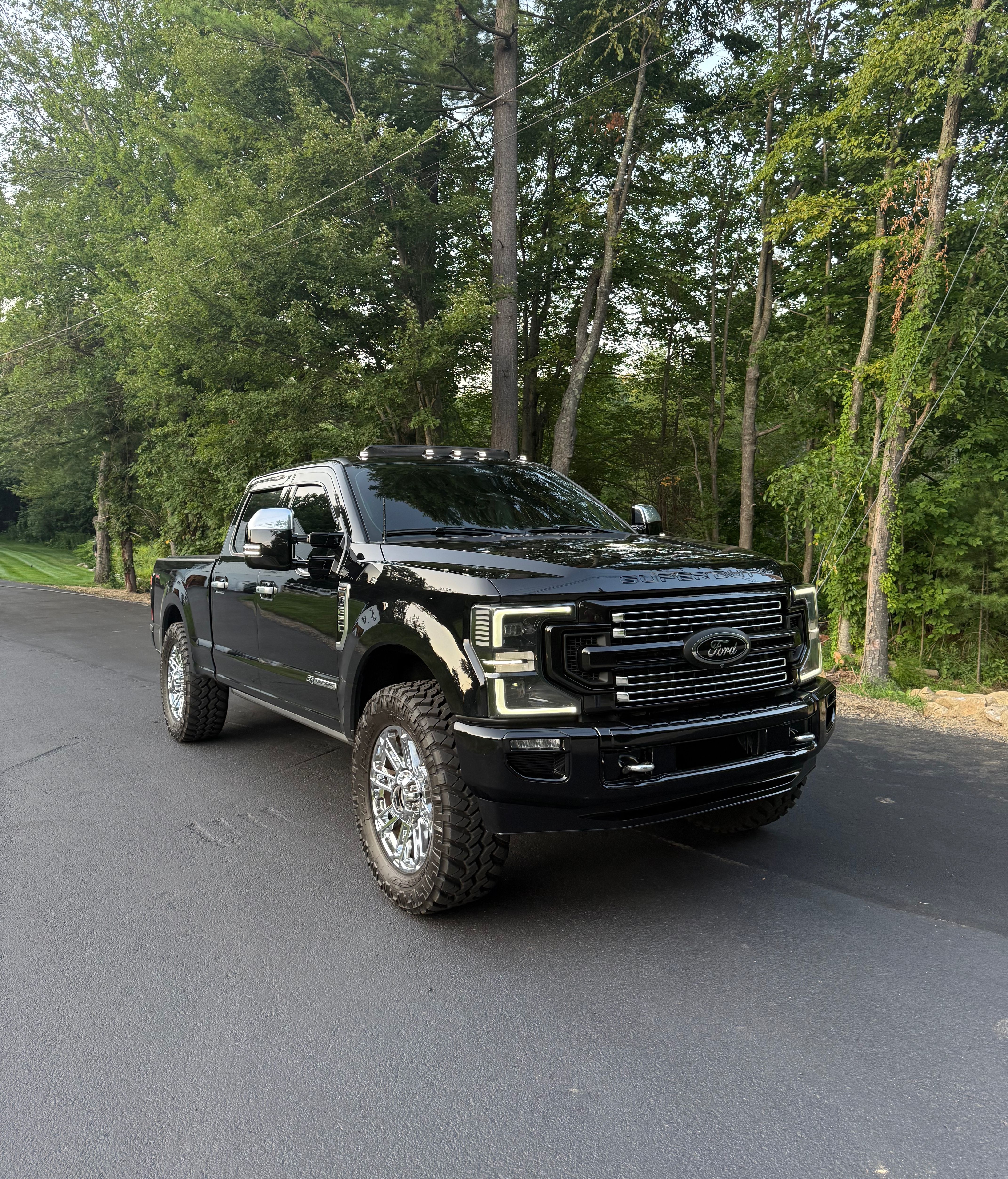 Used 2022 Ford F250 Limited w/ Snow Plow Prep Package AWD/4WD image 4
