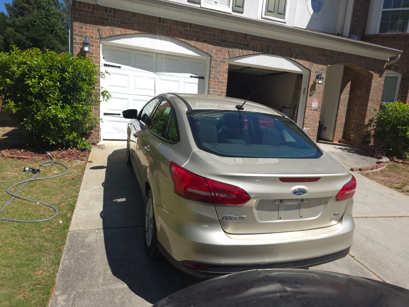 Used 2018 Ford Focus SE FWD image 24