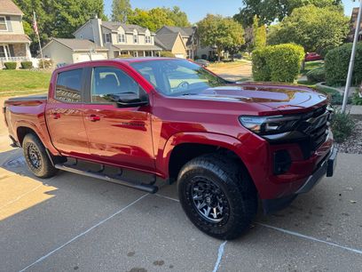 Used 2023 Chevrolet Colorado Z71 w/ Z71 Convenience Package 2