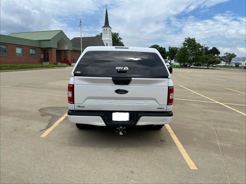 Used 2018 Ford F150 4x4 SuperCrew image 5
