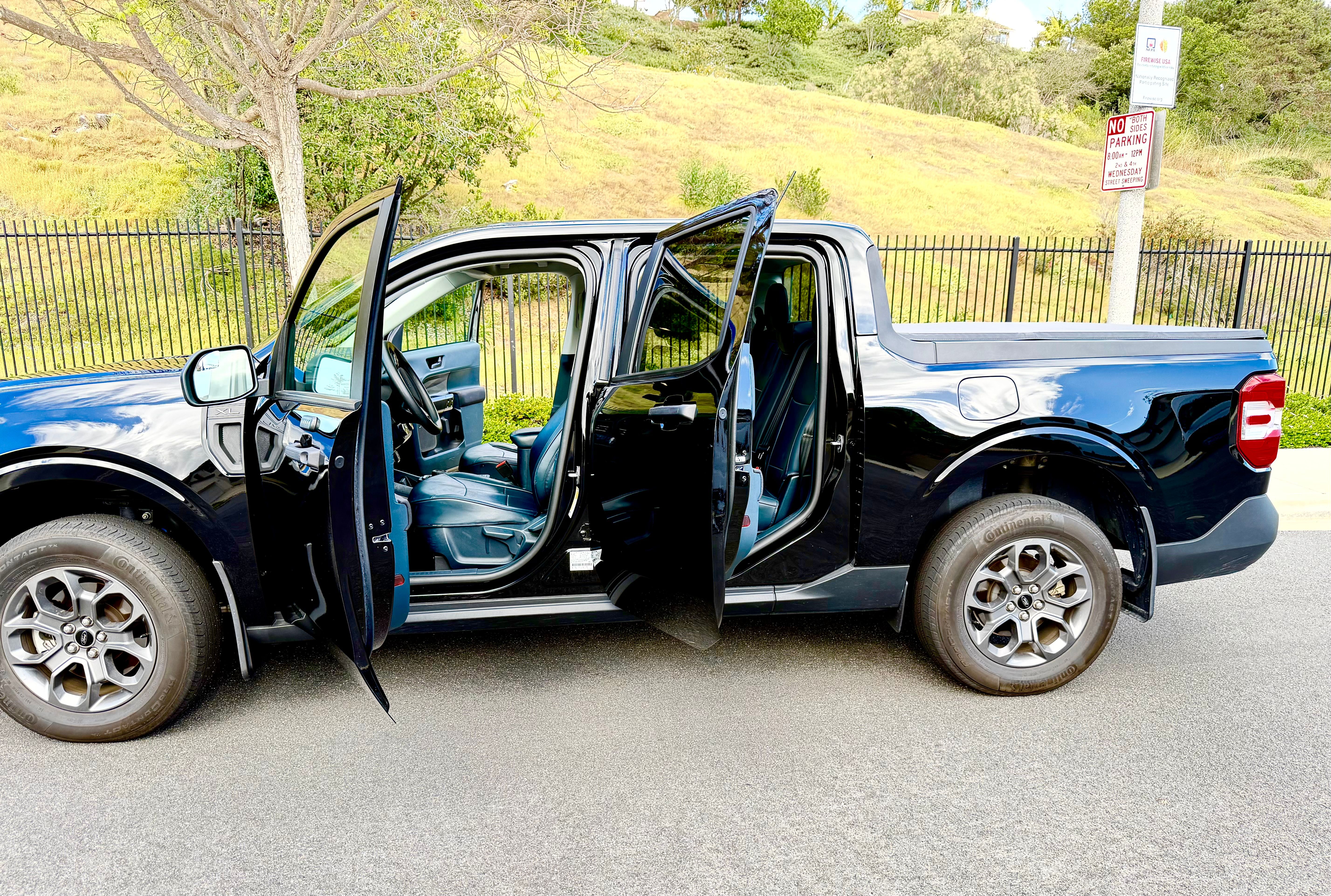 Used 2023 Ford Maverick XL FWD image 9