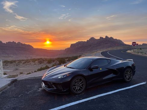 Used 2024 Chevrolet Corvette Stingray Premium Cpe w/ Z51 Performance Package image 8