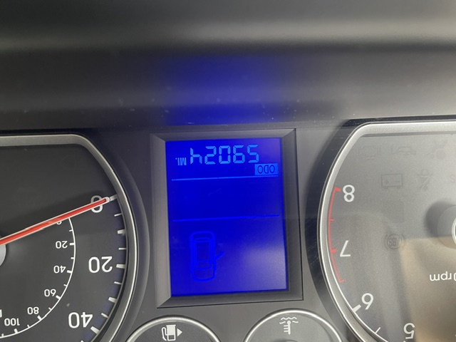 Used 2012 Hyundai Elantra w/ Preferred Pkg FWD image 14