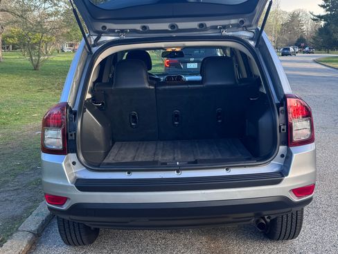 Used 2016 Jeep Compass Latitude AWD/4WD image 6