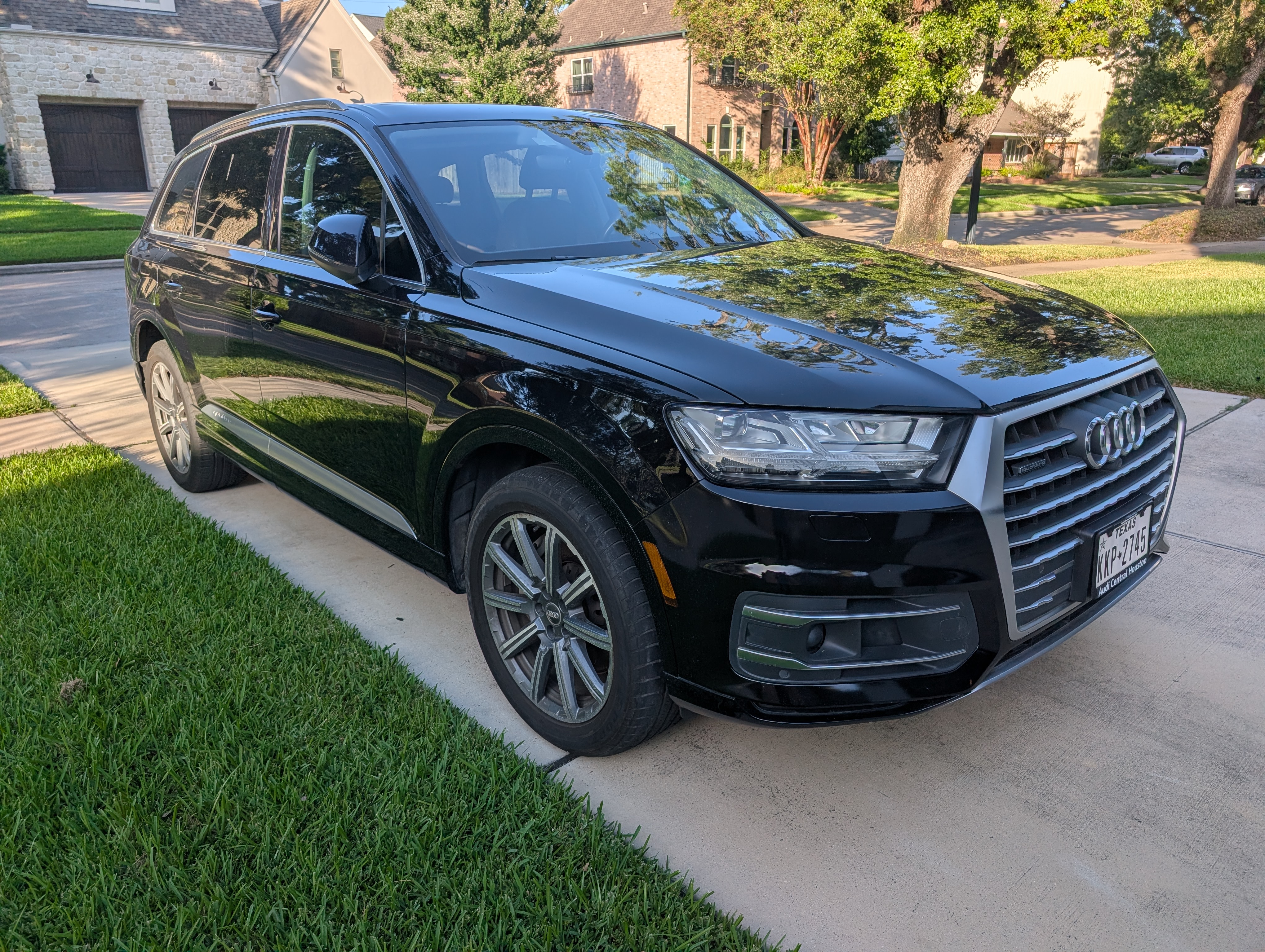 Used 2018 Audi Q7 3.0T Prestige AWD/4WD image 1
