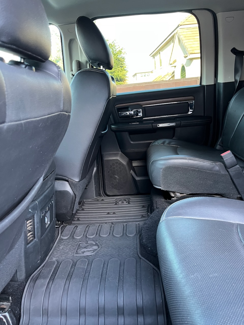 Used 2017 RAM 5500 Laramie AWD/4WD image 22