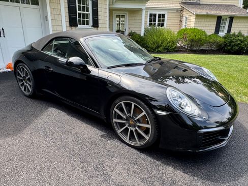 Used 2017 Porsche 911 Carrera image 16