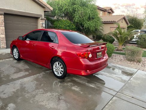 Used 2010 Toyota Corolla S image 8