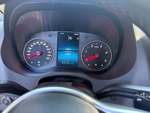 Used 2023 Mercedes-Benz Sprinter 3500 image 26