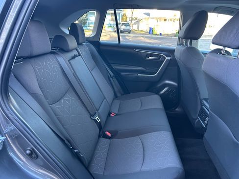 Used 2023 Toyota RAV4 XLE w/ Convenience Package image 19