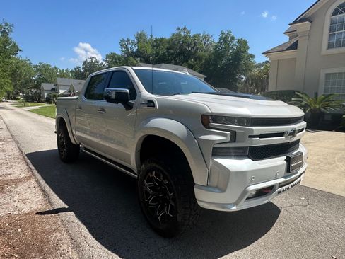 Used 2020 Chevrolet Silverado 1500 LTZ w/ LTZ Premium Package AWD/4WD image 8