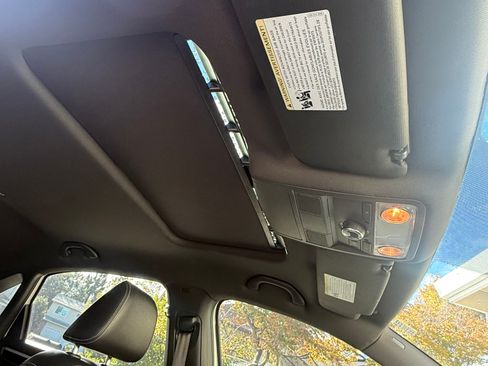 Used 2018 Volkswagen Passat 3.6 image 13