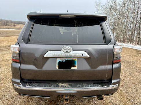 Used 2018 Toyota 4Runner Limited image 5