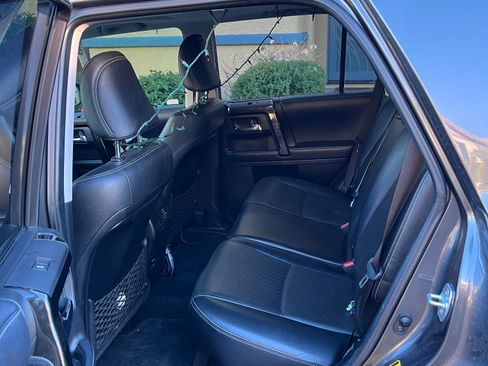 Used 2019 Toyota 4Runner Limited image 9