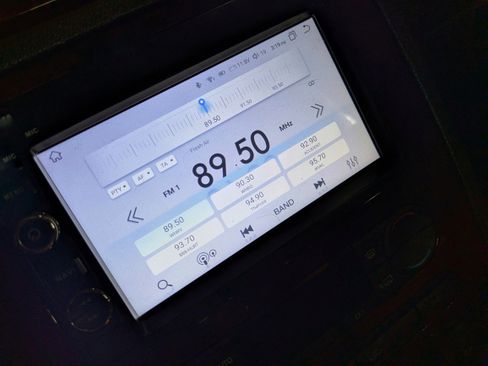 Used 2005 Ford Five Hundred Limited image 23