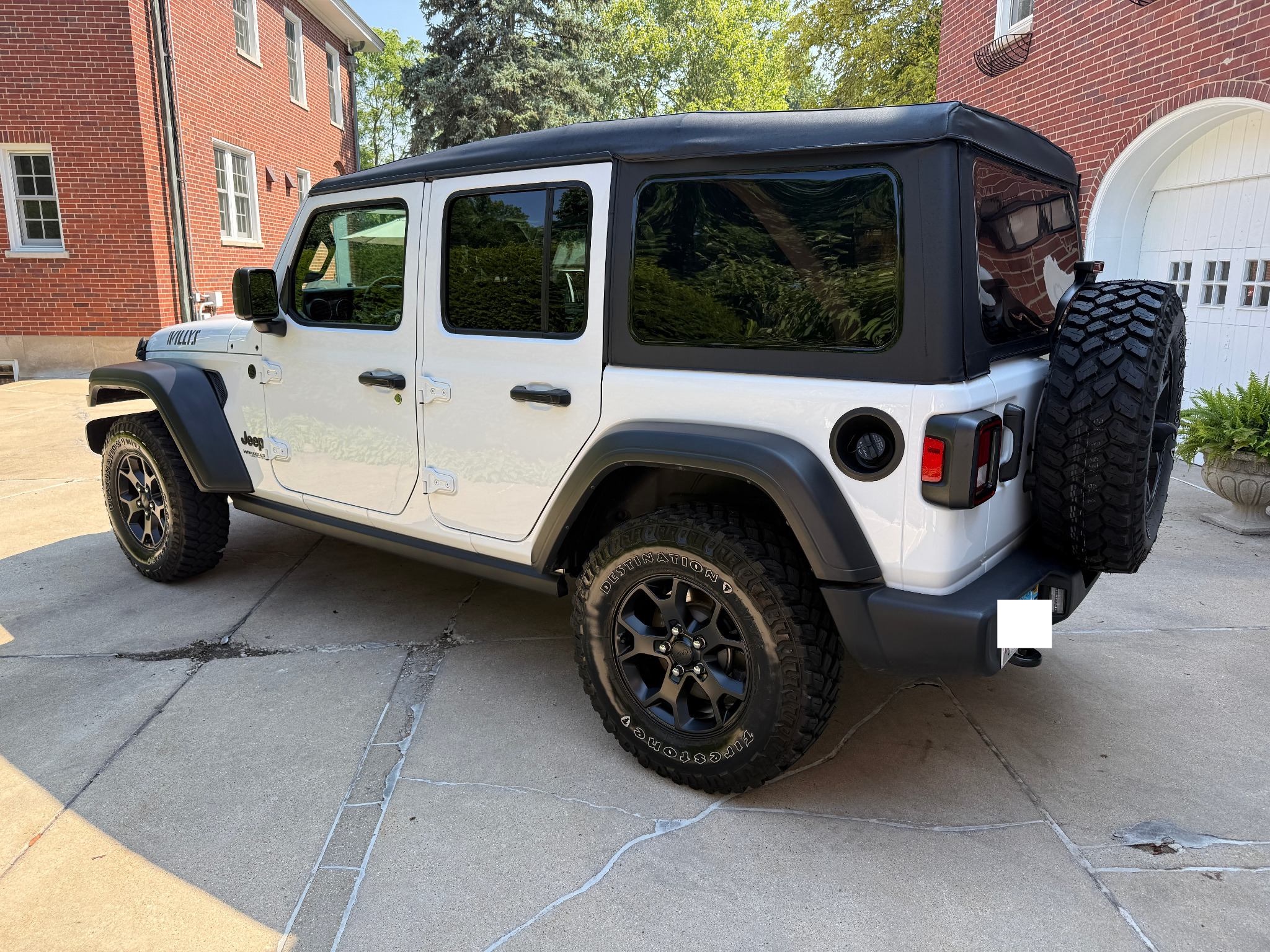 Used 2022 Jeep Wrangler Unlimited Sport AWD/4WD image 1
