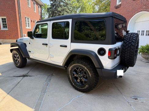 Used 2022 Jeep Wrangler Unlimited Sport AWD/4WD image 1