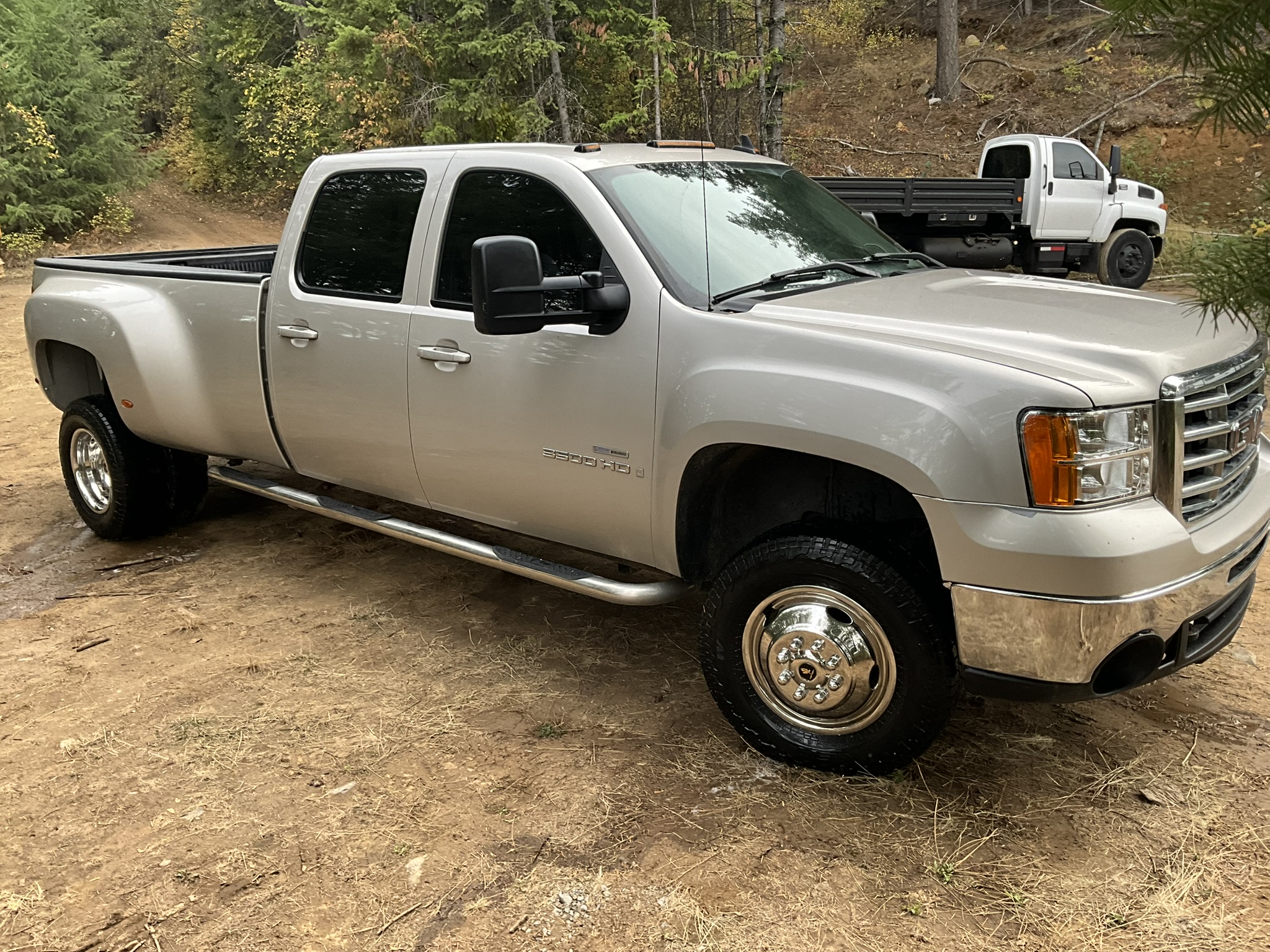 Used 2007 GMC Sierra 3500 SLT w/ Convenience Package AWD/4WD image 5