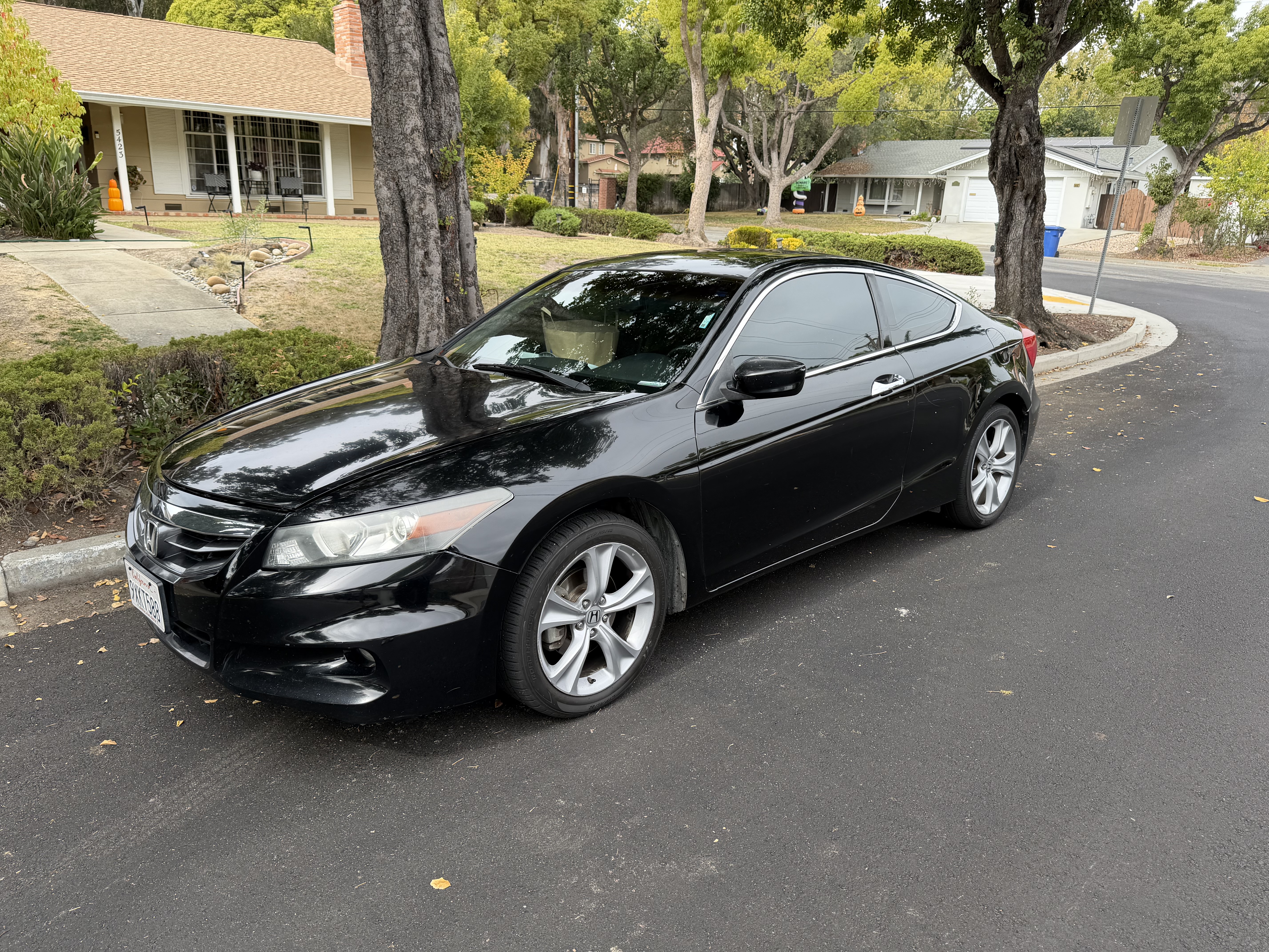 Used 2012 Honda Accord EX-L image 1