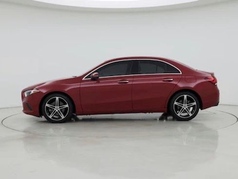 Used 2021 Mercedes-Benz A 220 4MATIC image 2