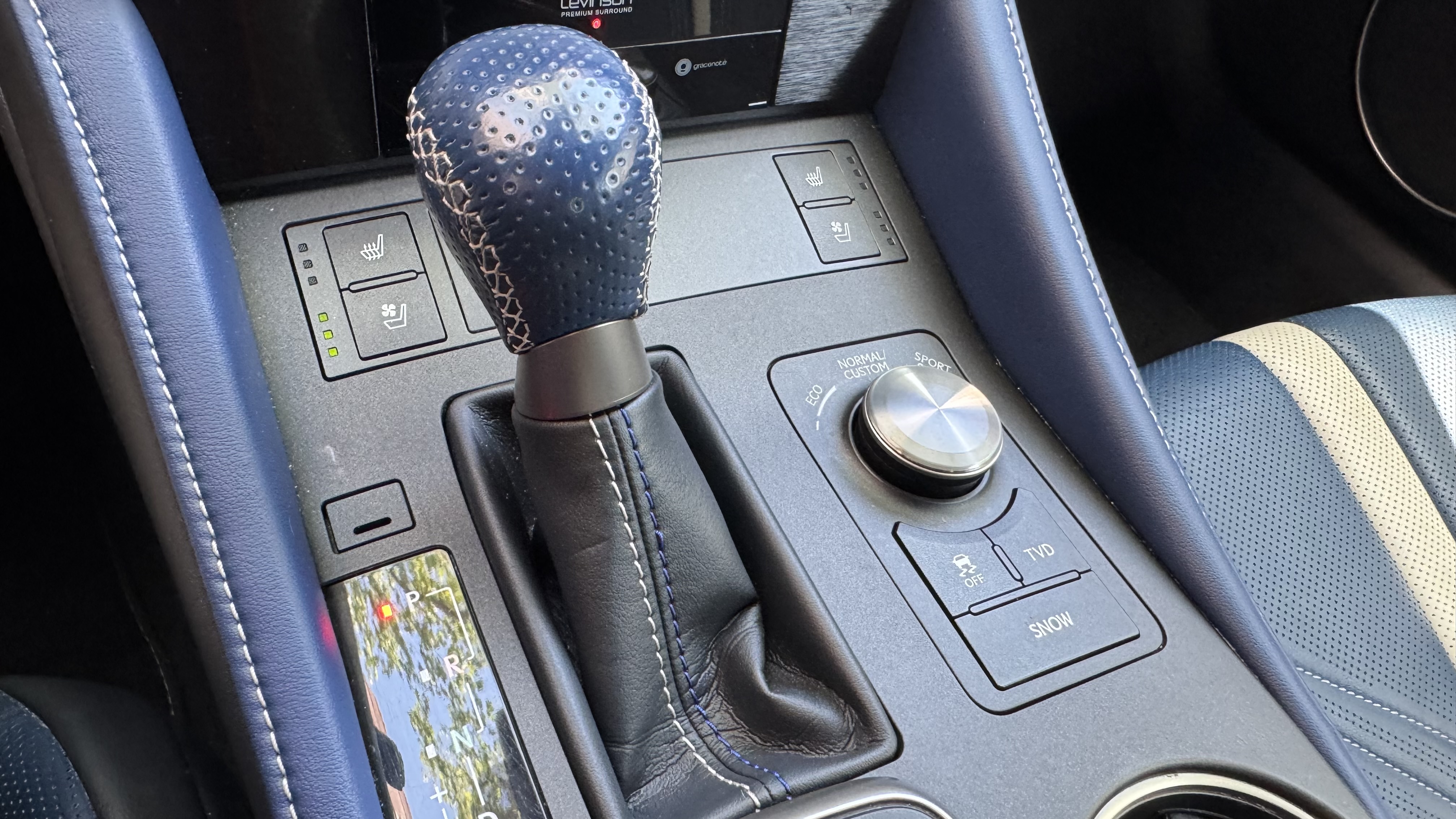 Used 2019 Lexus RC F w/ 10th Anniversary Package RWD image 11