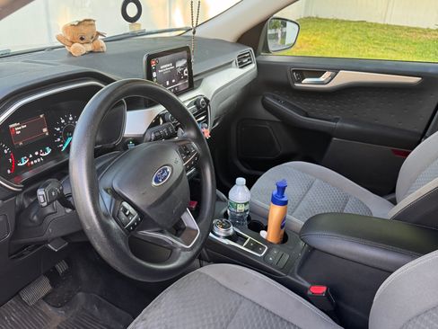 Used 2020 Ford Escape SE AWD/4WD image 5