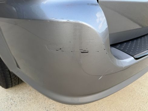 Used 2018 Dodge Grand Caravan SE FWD image 8
