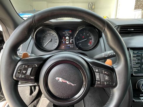 Used 2015 Jaguar F-TYPE S image 8