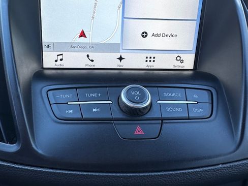 Used 2017 Ford Escape SE w/ Equipment Group 201A image 11