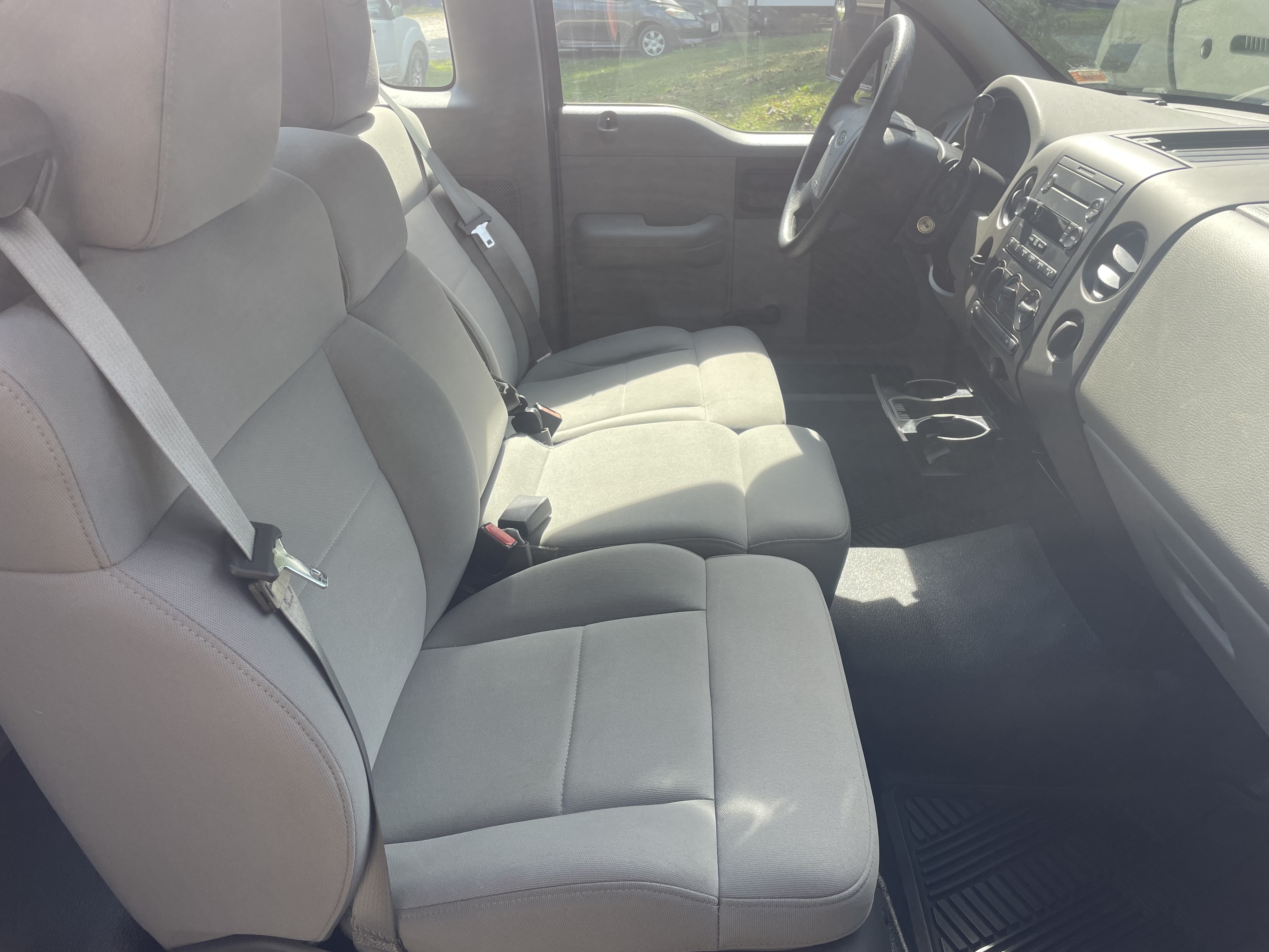 Used 2008 Ford F150 XL RWD image 2