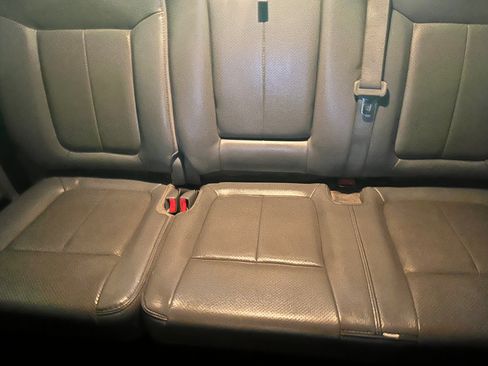 Used 2013 Ford F150 Lariat w/ Lariat Chrome Pkg AWD/4WD image 18