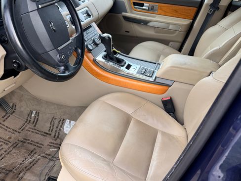 Used 2013 Land Rover Range Rover Sport HSE w/ Climate Comfort Pkg AWD/4WD image 8