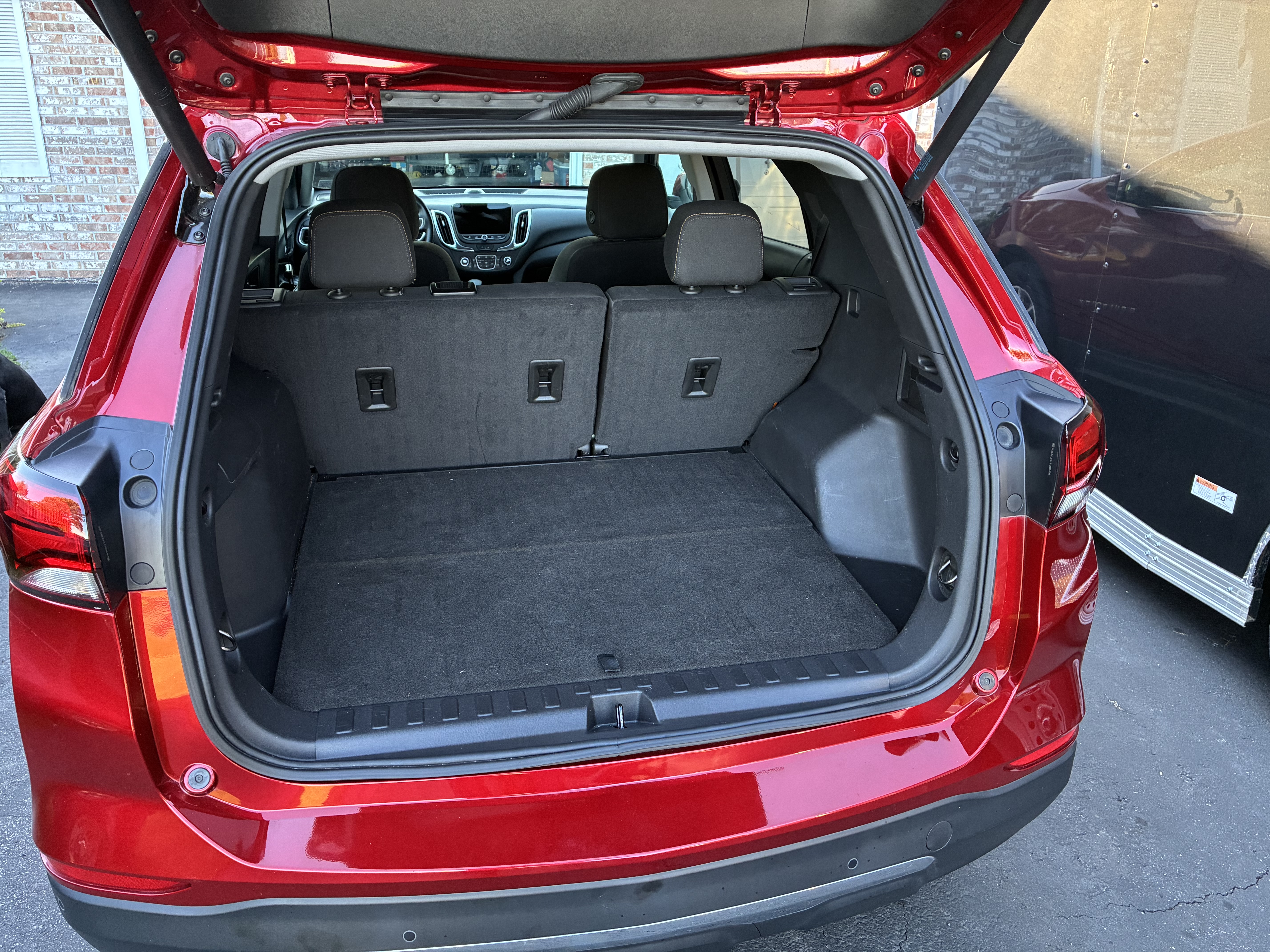 Used 2023 Chevrolet Equinox LT FWD image 8