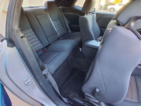 Used 2010 Dodge Challenger R/T image 23