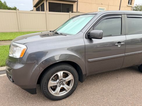 Used 2014 Honda Pilot EX-L image 2