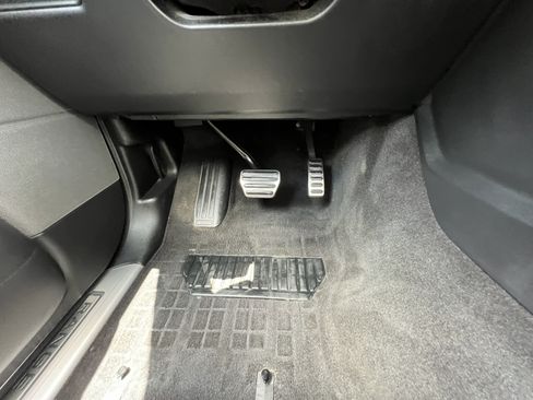 Used 2016 Land Rover Range Rover Sport HST AWD/4WD image 22
