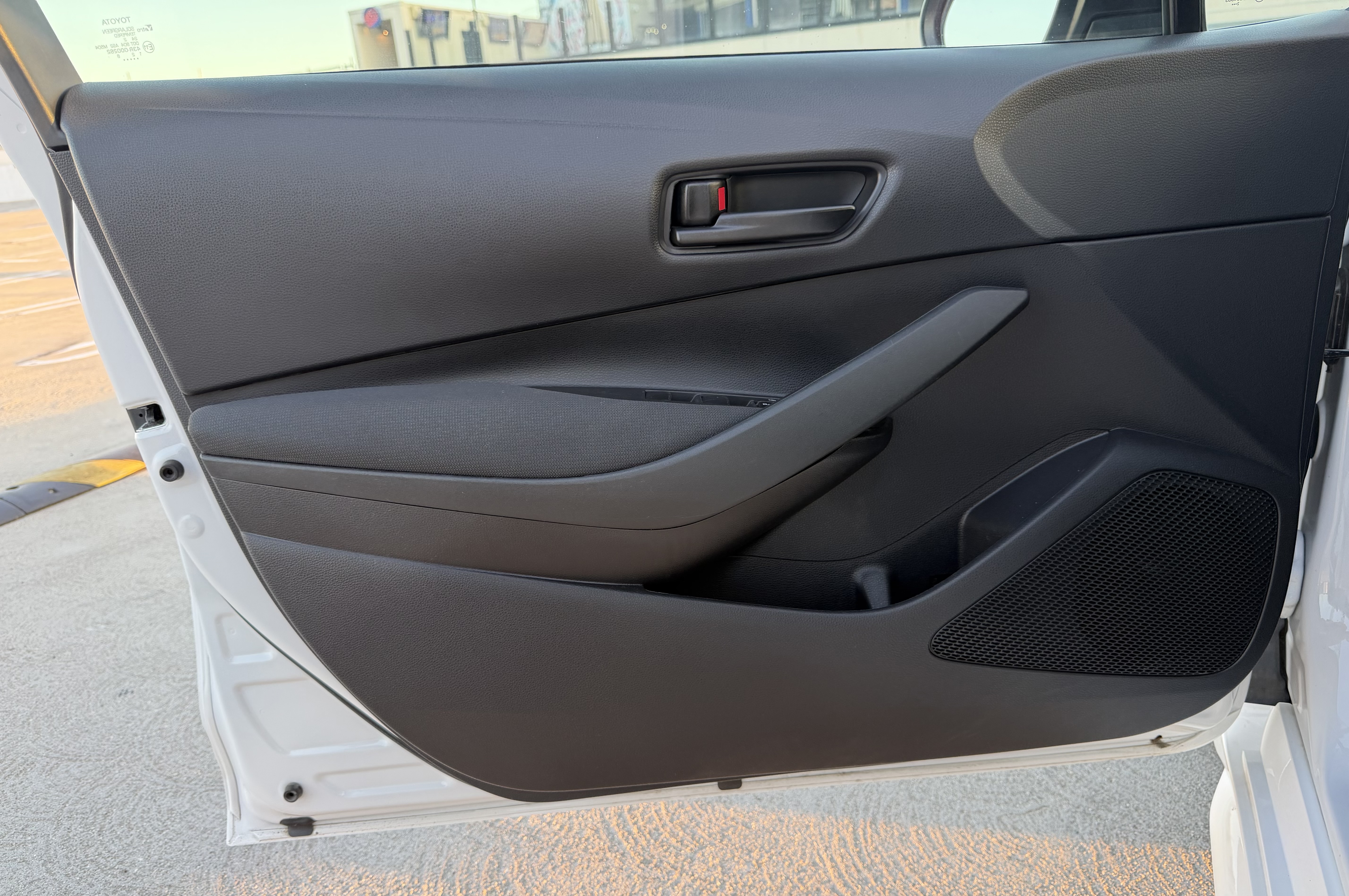 Used 2023 Toyota Corolla LE FWD image 13
