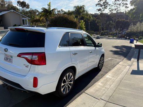 Used 2014 Kia Sorento SX w/ 3rd Row Package AWD/4WD image 6