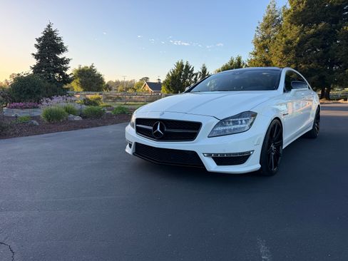 Used 2012 Mercedes-Benz CLS 63 AMG image 5