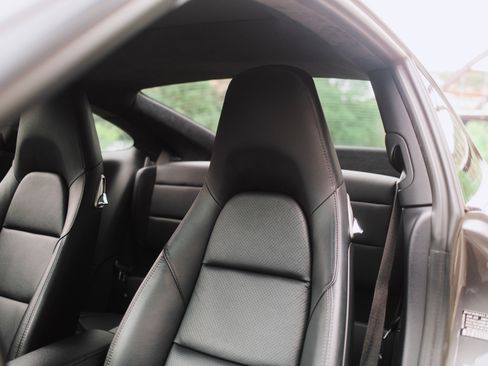 Used 2017 Porsche 911 Carrera S image 11