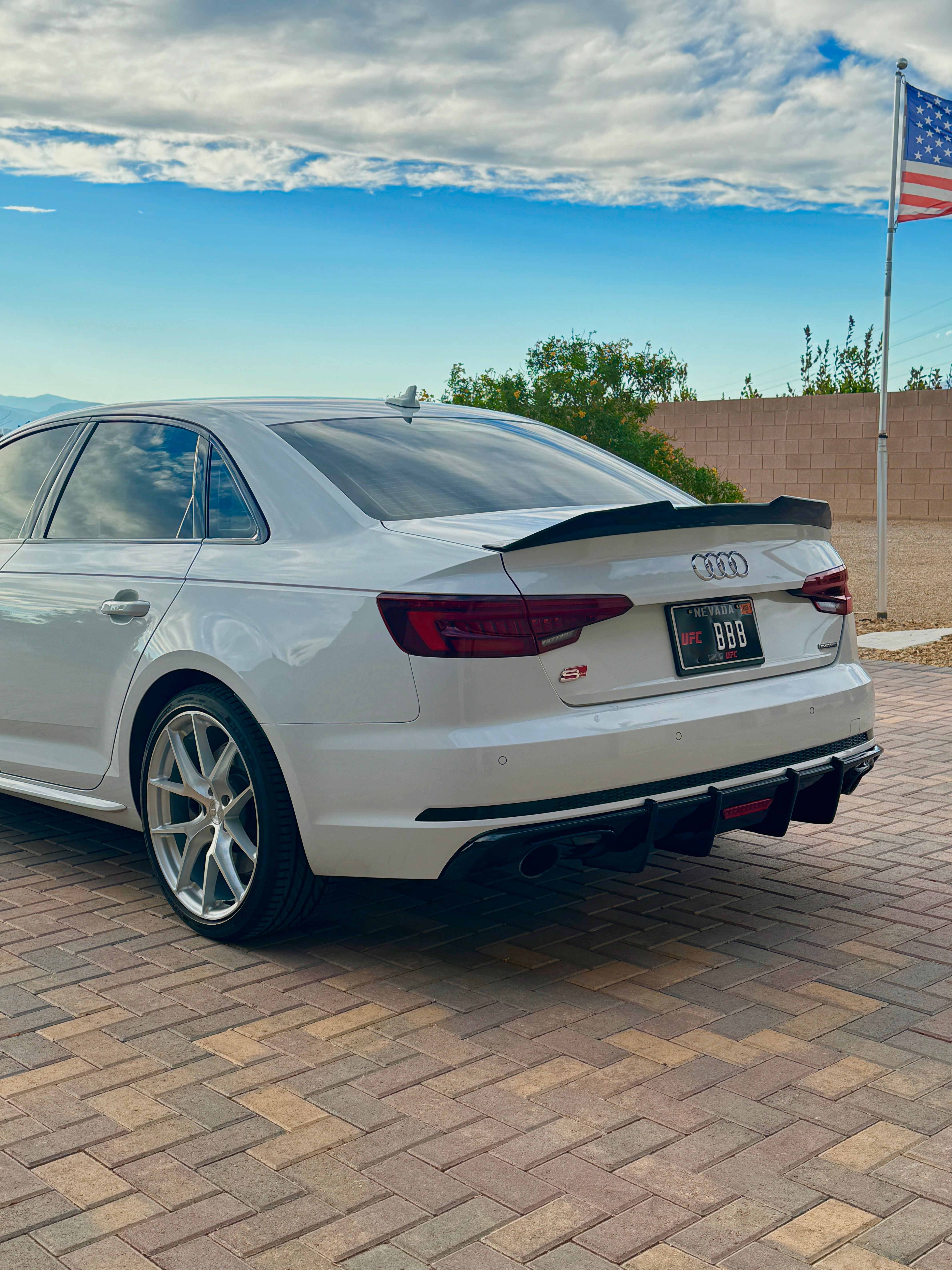 Used 2018 Audi A4 2.0T Premium Plus w/ Premium Plus Package AWD/4WD image 10