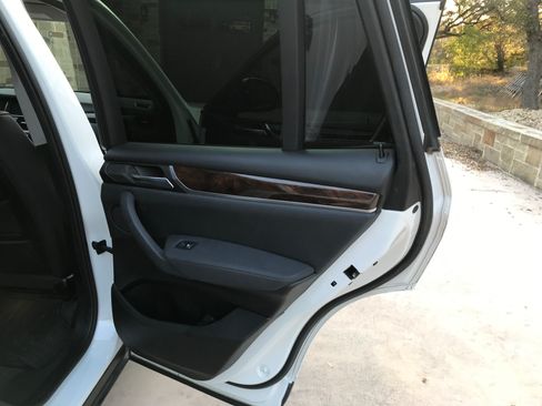 Used 2017 BMW X3 sDrive28i image 17