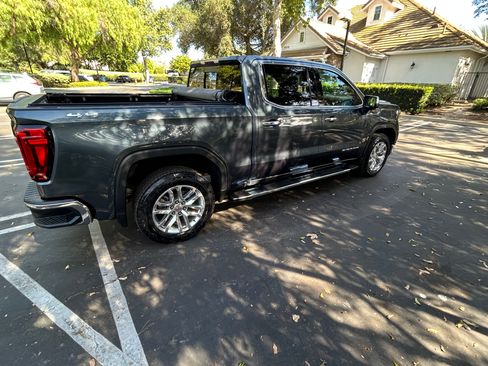 Used 2019 GMC Sierra 1500 SLT w/ SLT Premium Plus Package image 5