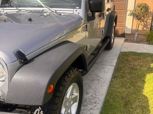 Used 2015 Jeep Wrangler Unlimited Sport w/ Quick Order Package 24S AWD/4WD image 6