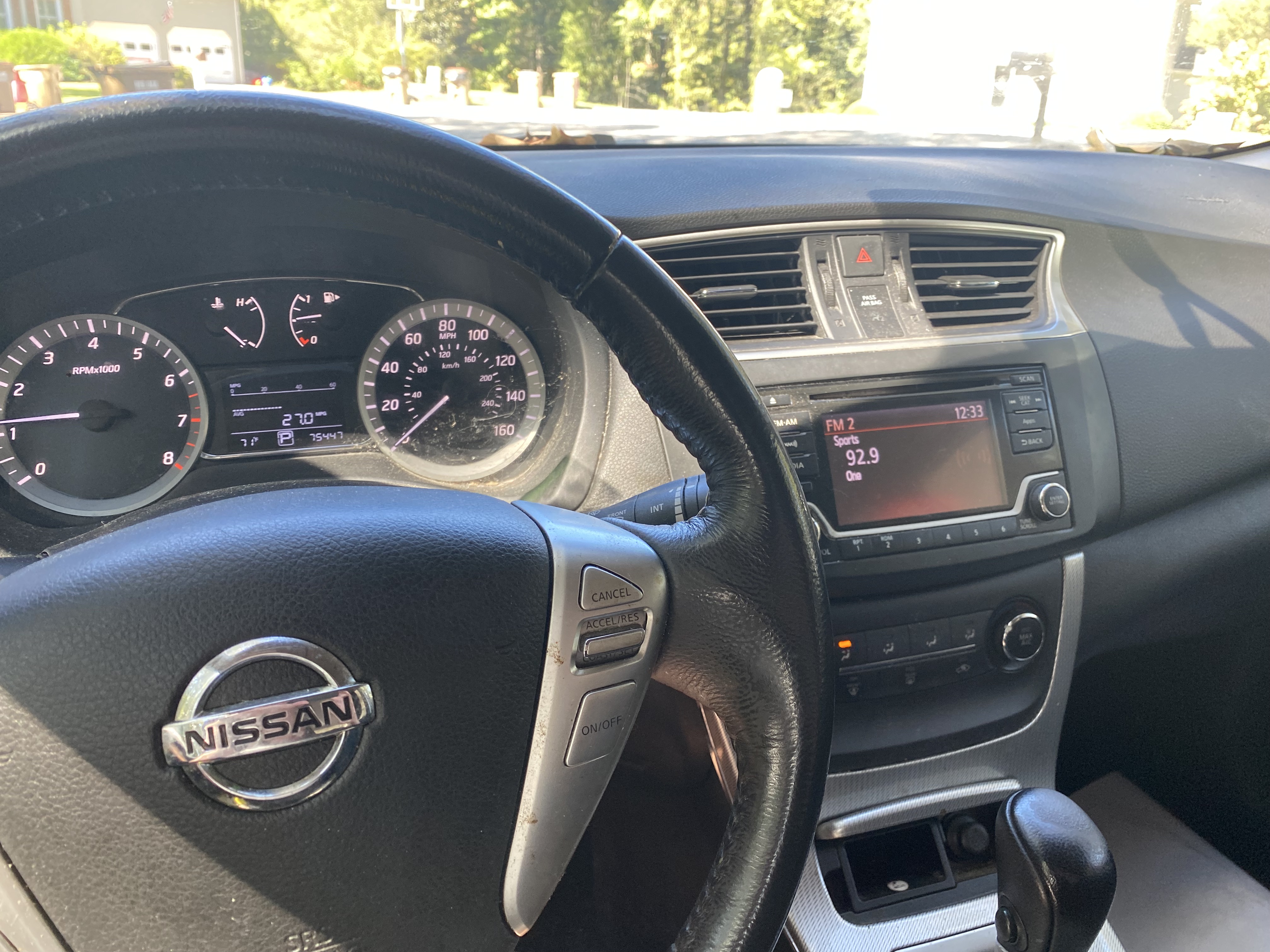 Used 2015 Nissan Sentra SR FWD image 13